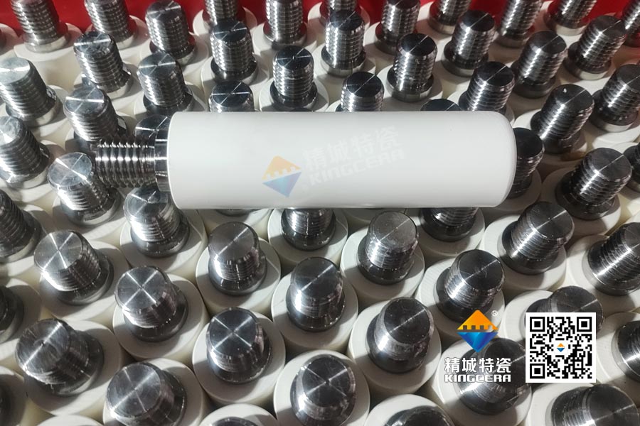 告别金属污染与断裂：纯陶瓷棒钉助力锂电砂磨机棒钉优化升级